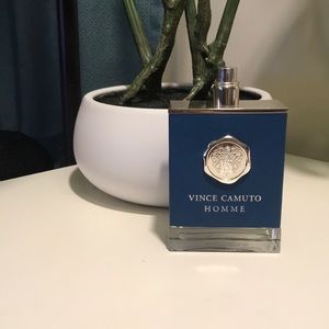 Vince Camuto Homme Cologne